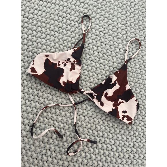 Skatie• ‘Sarah’ Bikini Top in DALLAS Cow Print - Picture 5 of 17